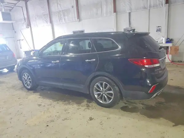 KM8SN4HF3HU238192 2017 HYUNDAI SANTA FE - Image 2