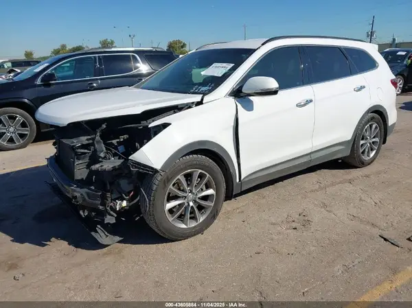KM8SN4HF3HU247099 2017 HYUNDAI SANTA FE - Image 2