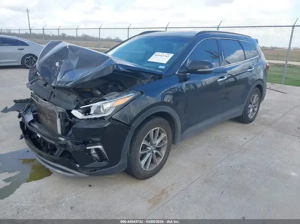 KM8SN4HF3JU274602 2018 HYUNDAI SANTA FE - Image 2