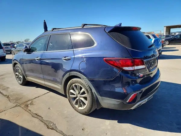 KM8SN4HF3JU283090 2018 HYUNDAI SANTA FE - Image 2