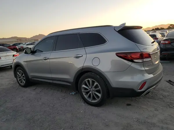 KM8SN4HF3JU289410 2018 HYUNDAI SANTA FE - Image 2