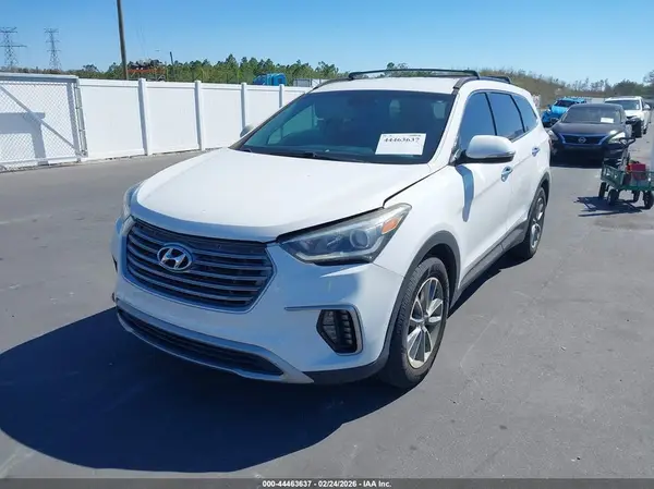 KM8SN4HF4HU167570 2017 HYUNDAI SANTA FE - Image 2