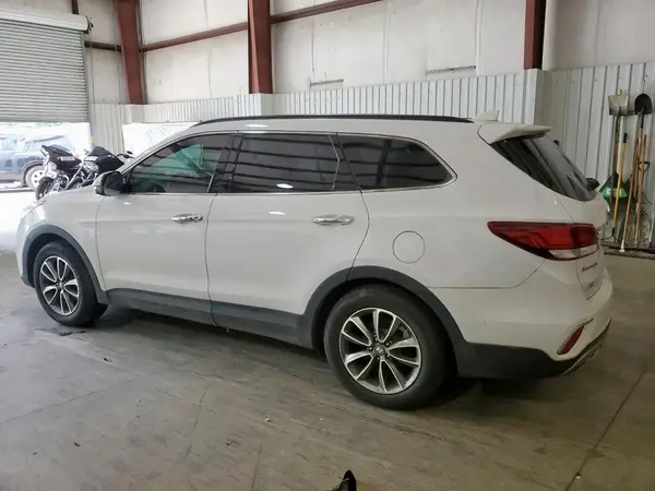 KM8SN4HF4HU172770 2017 HYUNDAI SANTA FE - Image 2