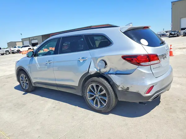KM8SN4HF4JU292297 2018 HYUNDAI SANTA FE - Image 2