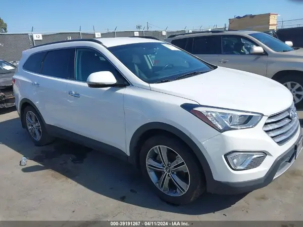 KM8SN4HF5GU158584 2016 HYUNDAI SANTA FE - Image 1