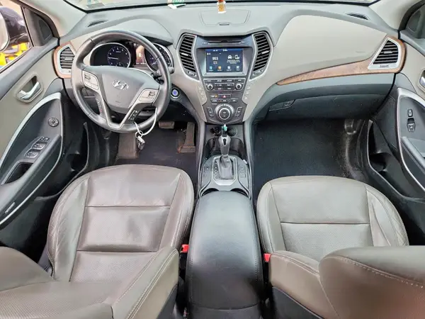 KM8SN4HF5HU167898 2017 HYUNDAI SANTA FE - Image 8