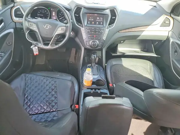 KM8SN4HF5HU237061 2017 HYUNDAI SANTA FE - Image 8