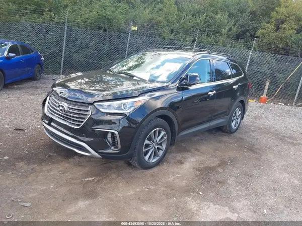 KM8SN4HF5HU240753 2017 HYUNDAI SANTA FE - Image 2