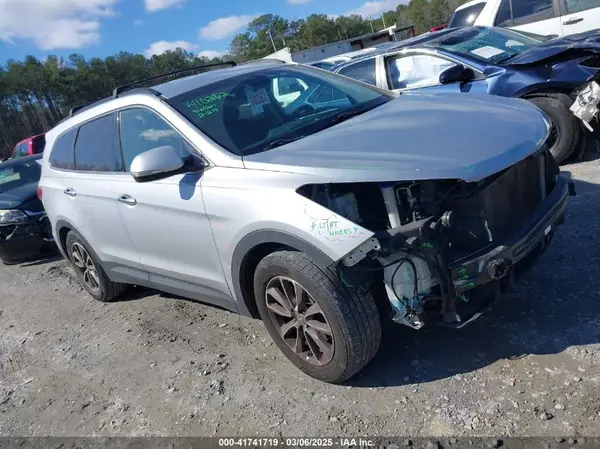KM8SN4HF6HU197153 2017 HYUNDAI SANTA FE - Image 1