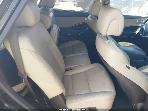 KM8SN4HF6HU231561 2017 HYUNDAI SANTA FE - Image 8