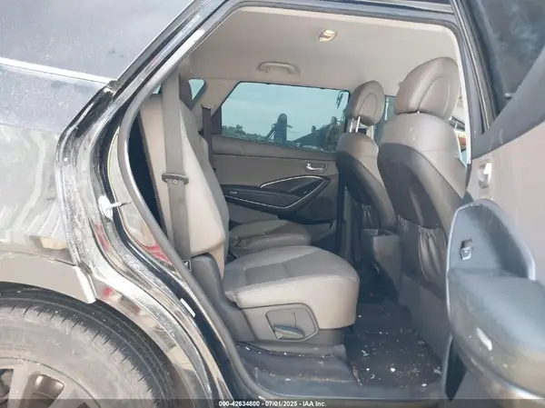 KM8SN4HF6HU233150 2017 HYUNDAI SANTA FE - Image 8
