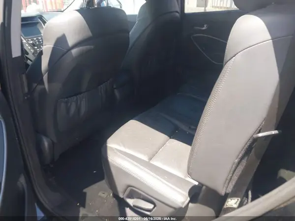 KM8SN4HF6HU247372 2017 HYUNDAI SANTA FE - Image 8