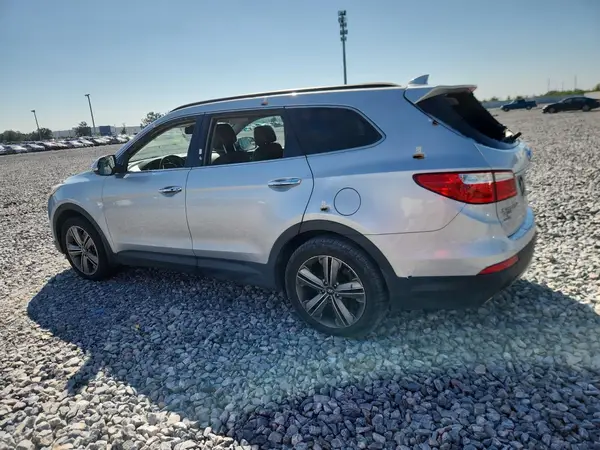 KM8SN4HF7GU134836 2016 HYUNDAI SANTA FE - Image 2