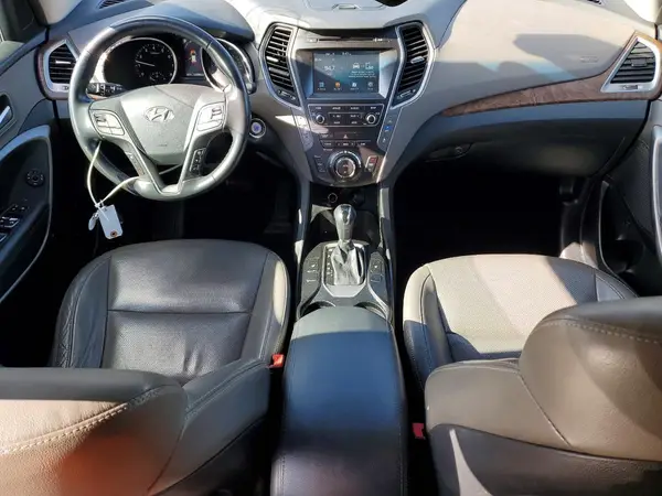 KM8SN4HF7HU175114 2017 HYUNDAI SANTA FE - Image 8
