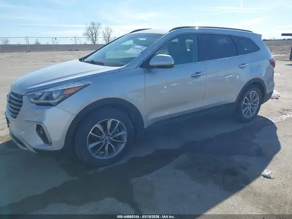KM8SN4HF7HU188770 2017 HYUNDAI SANTA FE - Image 2