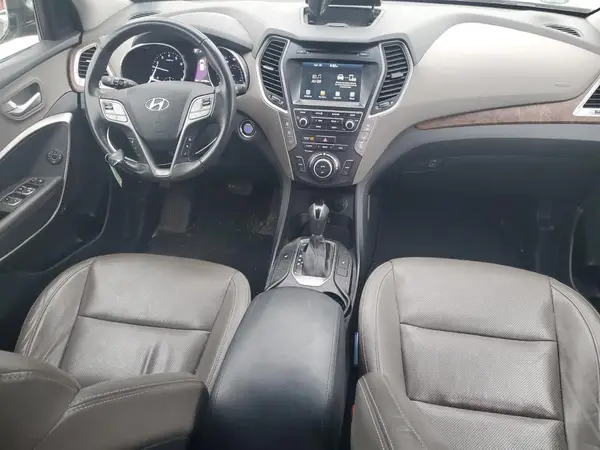 KM8SN4HF7HU192348 2017 HYUNDAI SANTA FE - Image 8
