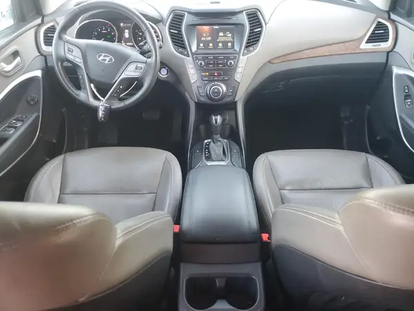KM8SN4HF7HU218155 2017 HYUNDAI SANTA FE - Image 8