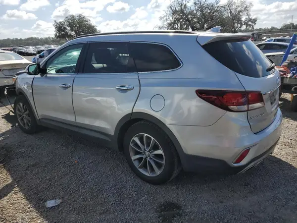 KM8SN4HF7HU233755 2017 HYUNDAI SANTA FE - Image 2