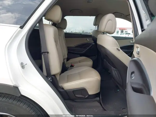 KM8SN4HF7HU237952 2017 HYUNDAI SANTA FE - Image 8