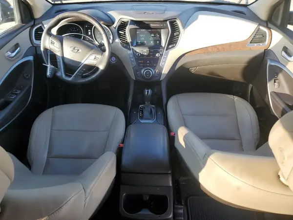 KM8SN4HF7HU243783 2017 HYUNDAI SANTA FE - Image 8