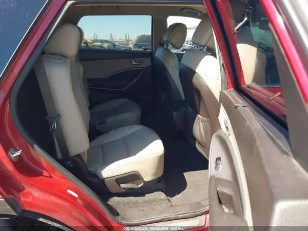 KM8SN4HF7HU250930 2017 HYUNDAI SANTA FE - Image 8