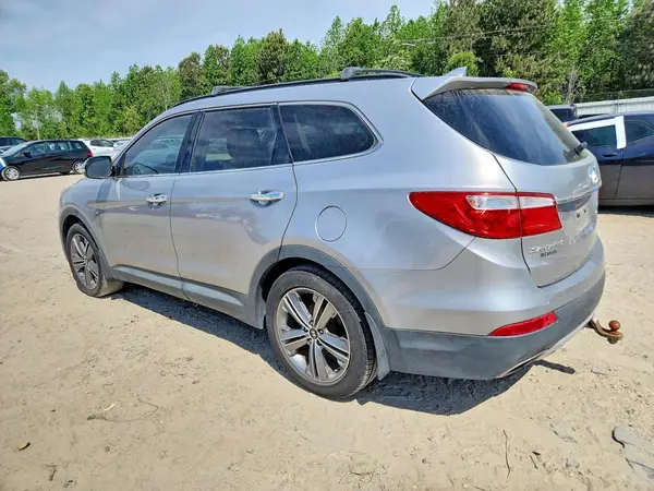 KM8SN4HF8GU136580 2016 HYUNDAI SANTA FE - Image 2