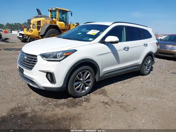 KM8SN4HF8HU184792 2017 HYUNDAI SANTA FE - Image 2