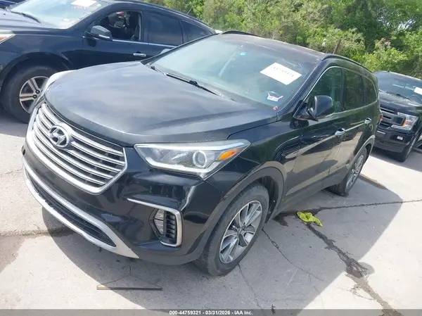 KM8SN4HF8HU233053 2017 HYUNDAI SANTA FE - Image 2