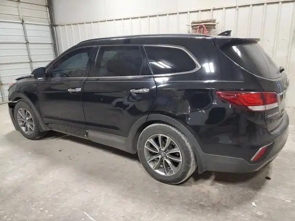KM8SN4HF8HU237006 2017 HYUNDAI SANTA FE - Image 2