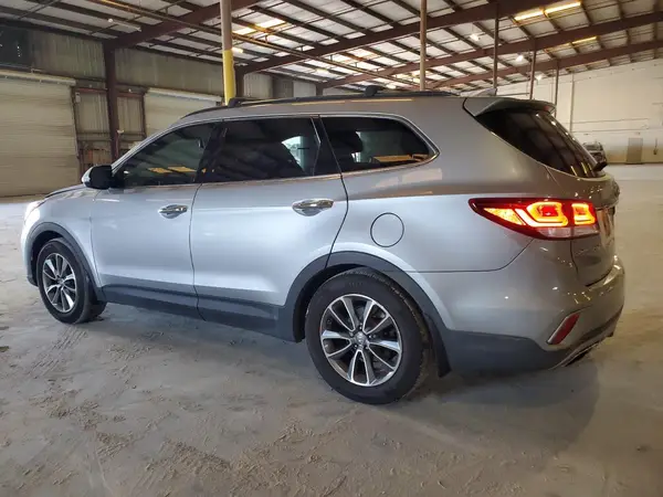 KM8SN4HF8HU238253 2017 HYUNDAI SANTA FE - Image 2