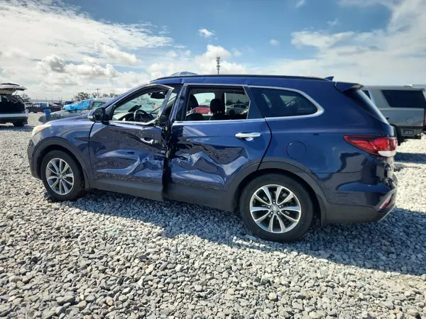 KM8SN4HF8HU245929 2017 HYUNDAI SANTA FE - Image 2