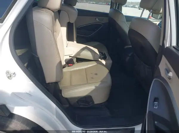 KM8SN4HF8KU299920 2019 HYUNDAI SANTA FE - Image 8