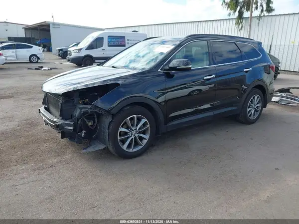 KM8SN4HF9HU248631 2017 HYUNDAI SANTA FE - Image 2