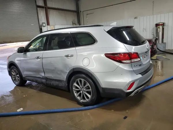 KM8SN4HF9KU307717 2019 HYUNDAI SANTA FE - Image 2