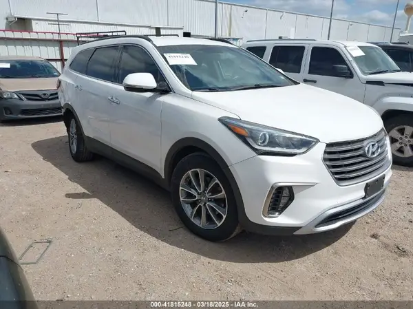 KM8SN4HFXHU184809 2017 HYUNDAI SANTA FE - Image 1