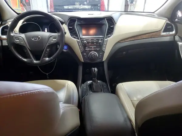 KM8SN4HFXHU188777 2017 HYUNDAI SANTA FE - Image 8