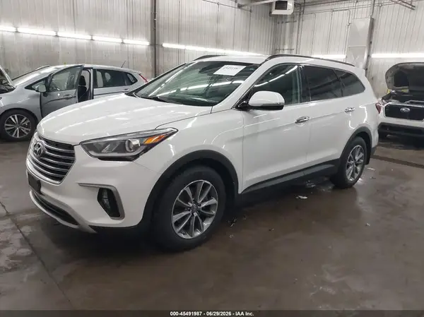 KM8SNDHF0JU285637 2018 HYUNDAI SANTA FE - Image 2
