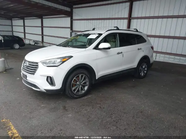 KM8SNDHF1HU228826 2017 HYUNDAI SANTA FE - Image 2