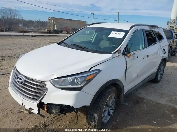 KM8SNDHF1KU307467 2019 HYUNDAI SANTA FE - Image 2