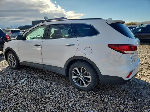 KM8SNDHF2HU174646 2017 HYUNDAI SANTA FE - Image 2