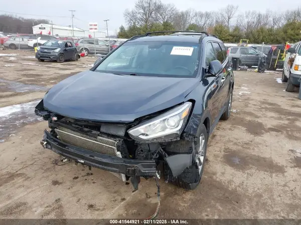KM8SNDHF3HU178057 2017 HYUNDAI SANTA FE - Image 2