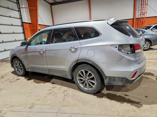 KM8SNDHF3JU289956 2018 HYUNDAI SANTA FE - Image 2