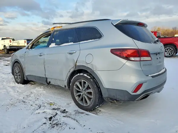 KM8SNDHF5HU204075 2017 HYUNDAI SANTA FE - Image 2