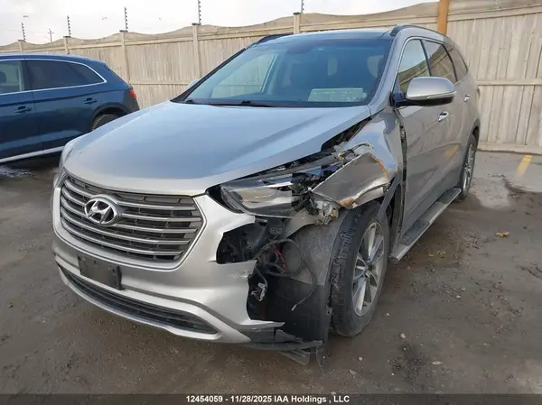 KM8SNDHF6JU265182 2018 HYUNDAI SANTA FE - Image 2