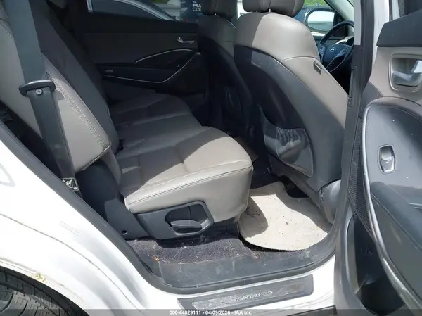 KM8SNDHF7HU187215 2017 HYUNDAI SANTA FE - Image 8