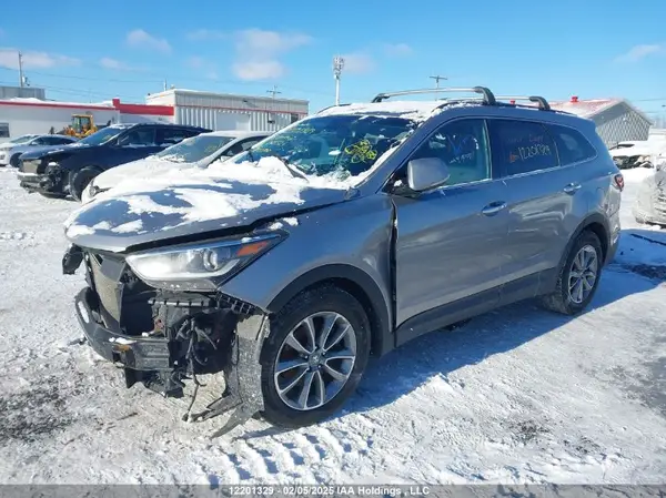 KM8SNDHF7JU268527 2018 HYUNDAI SANTA FE - Image 2