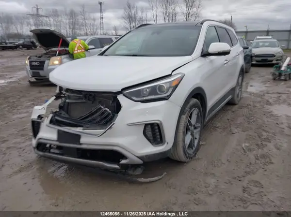 KM8SNDHF8HU194576 2017 HYUNDAI SANTA FE - Image 2