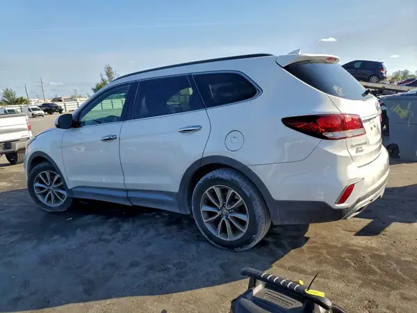 KM8SNDHF8JU291766 2018 HYUNDAI SANTA FE - Image 2