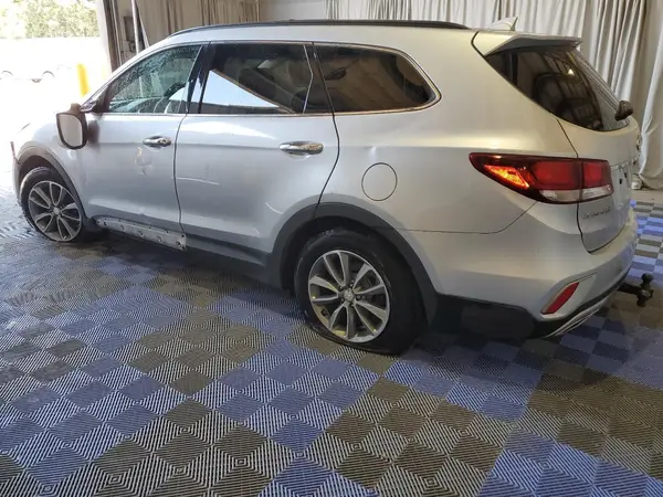 KM8SNDHF9HU233093 2017 HYUNDAI SANTA FE - Image 2