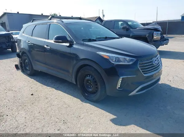 KM8SNDHF9JU269467 2018 HYUNDAI SANTA FE - Image 1